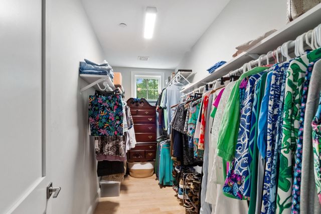 24 Willey Creek Rd Unit 203, Exeter, NH 03833