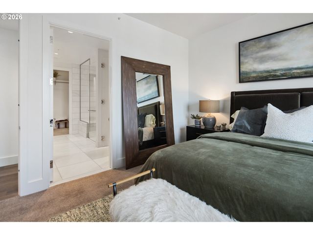 550 Sw 10TH Ave 2306, Portland, OR 97205