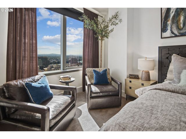 550 Sw 10TH Ave 2306, Portland, OR 97205