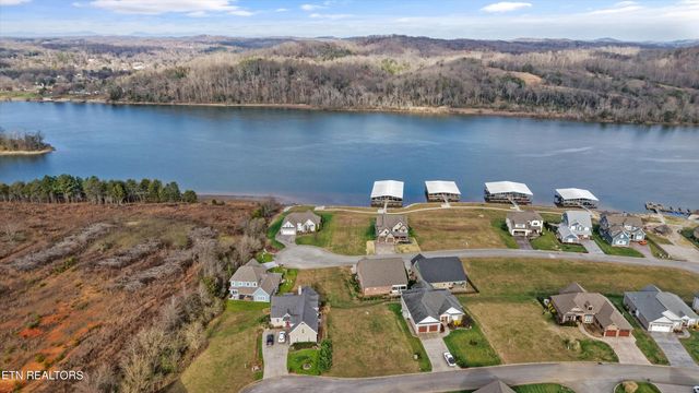 305 Charleston Lgt, Loudon, TN 37774