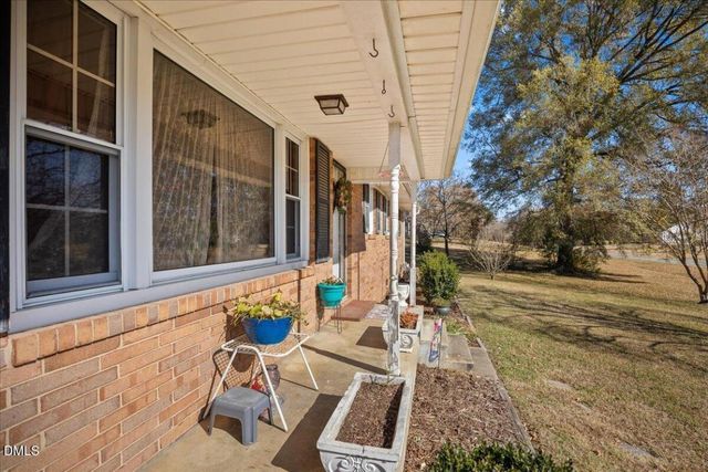 834 Stone Street, Haw River, NC 27258