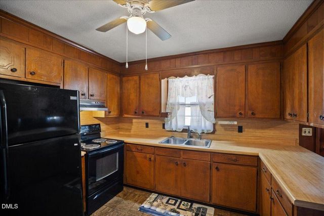 834 Stone Street, Haw River, NC 27258