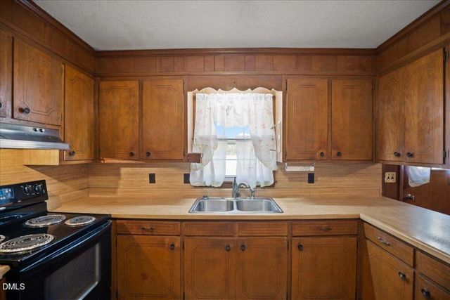 834 Stone Street, Haw River, NC 27258