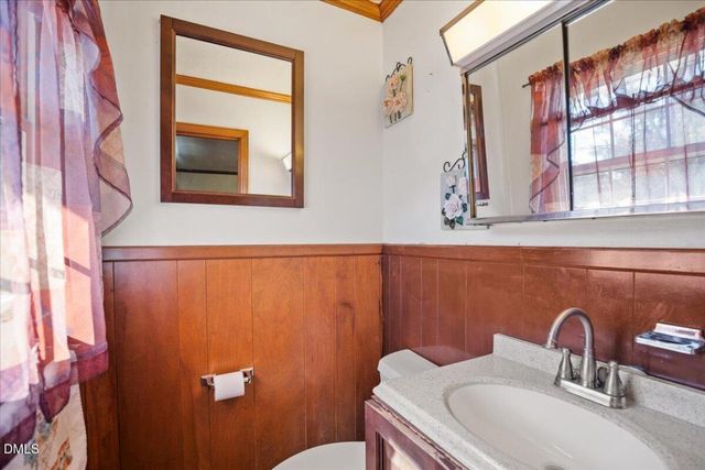 834 Stone Street, Haw River, NC 27258