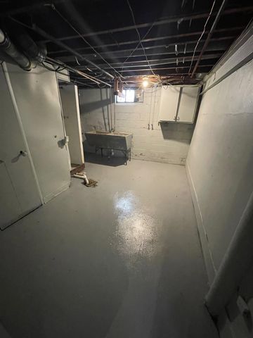 605 E Baltimore Boulevard, Flint, MI 48505