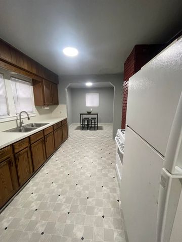 605 E Baltimore Boulevard, Flint, MI 48505