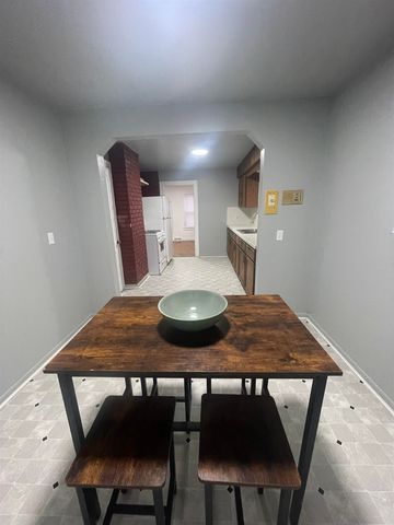 605 E Baltimore Boulevard, Flint, MI 48505