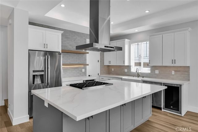 2304 Harriman Lane B, Redondo Beach, CA 90278