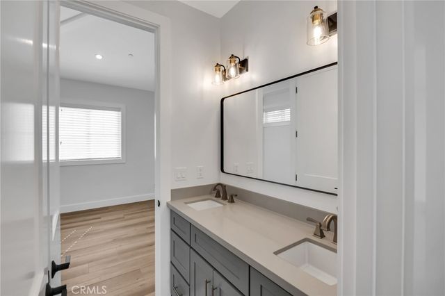 2304 Harriman Lane B, Redondo Beach, CA 90278