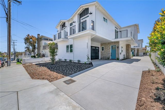 2304 Harriman Lane B, Redondo Beach, CA 90278
