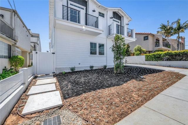 2304 Harriman Lane B, Redondo Beach, CA 90278