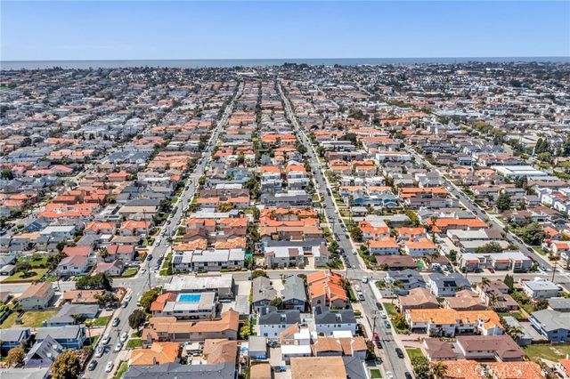 2304 Harriman Lane B, Redondo Beach, CA 90278