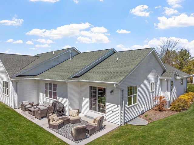 530 Otto WAY, Elkhart Lake, WI 53020