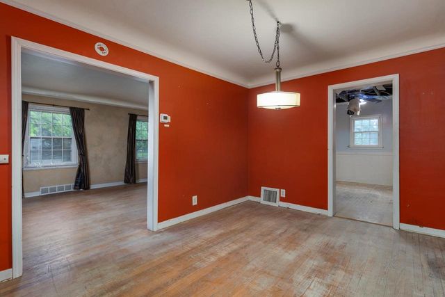 1208 E Milwaukee Street, Janesville, WI 53545