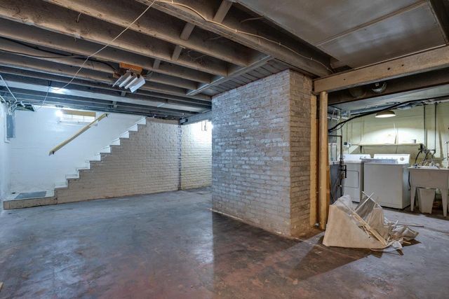1208 E Milwaukee Street, Janesville, WI 53545