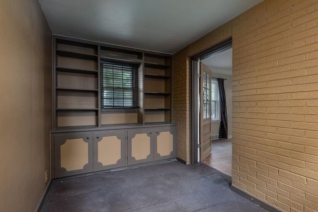 1208 E Milwaukee Street, Janesville, WI 53545