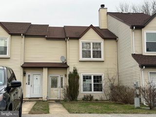 4 ROSS CT, Newark, DE 19702
