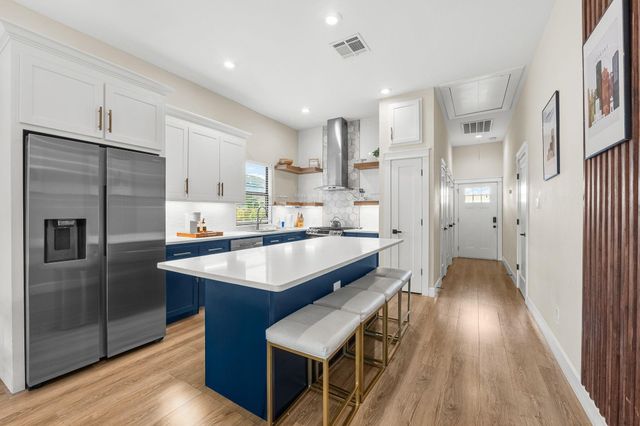 615 N Milby Street, Houston, TX 77003