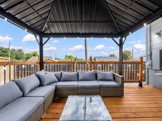 615 N Milby Street, Houston, TX 77003
