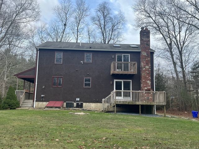 985 Glebe Street, Taunton, MA 02780