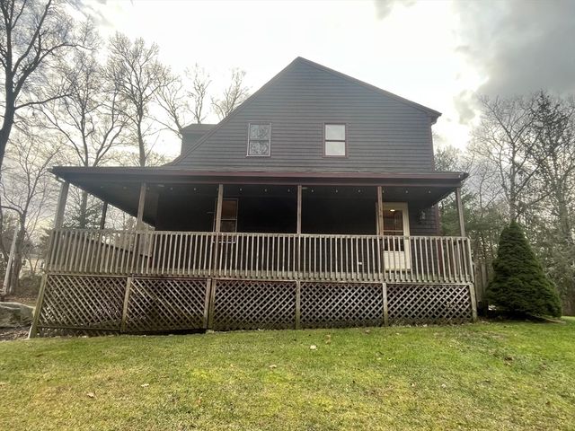 985 Glebe Street, Taunton, MA 02780