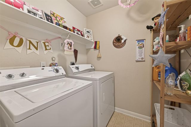 9902 Victoria Point Lane, Houston, TX 77075