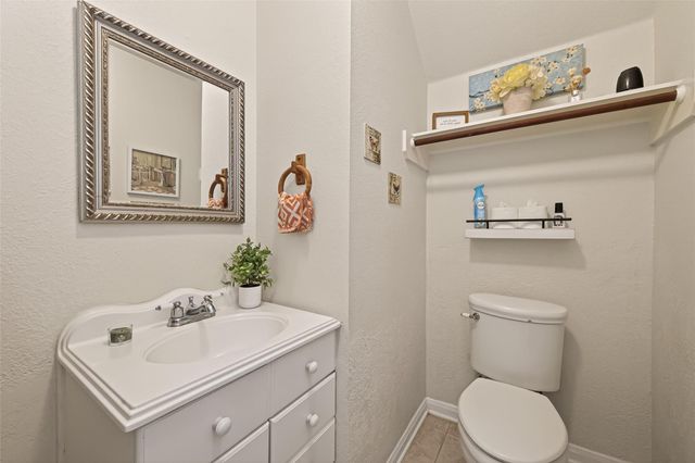 9902 Victoria Point Lane, Houston, TX 77075