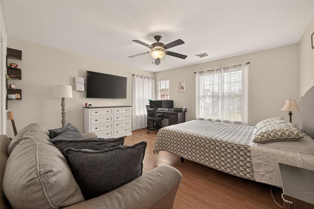 9902 Victoria Point Lane, Houston, TX 77075