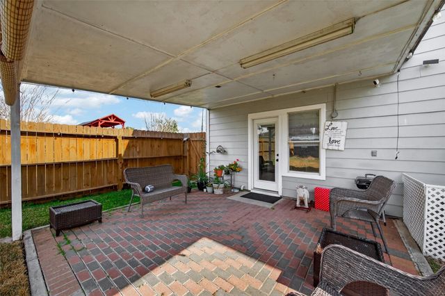 9902 Victoria Point Lane, Houston, TX 77075