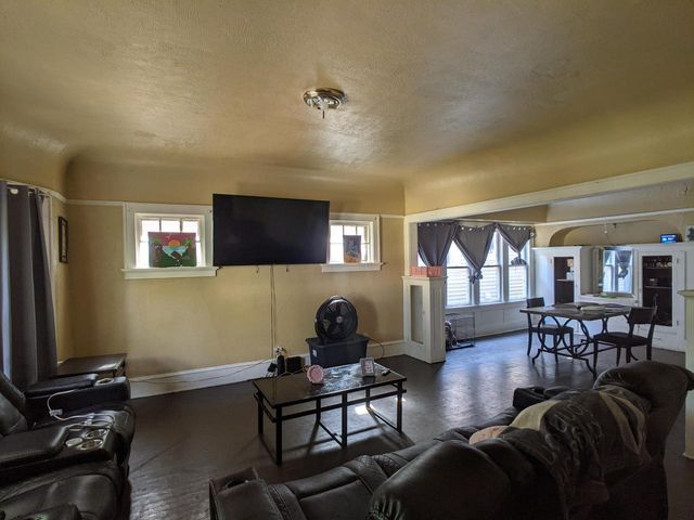 2331 N 44th STREET #2333, Milwaukee, WI 53210