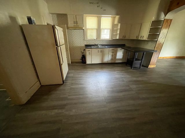 1283 S Illinois Street, Decatur, IL 62521