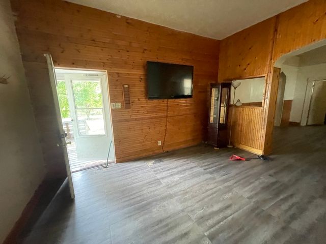 1283 S Illinois Street, Decatur, IL 62521