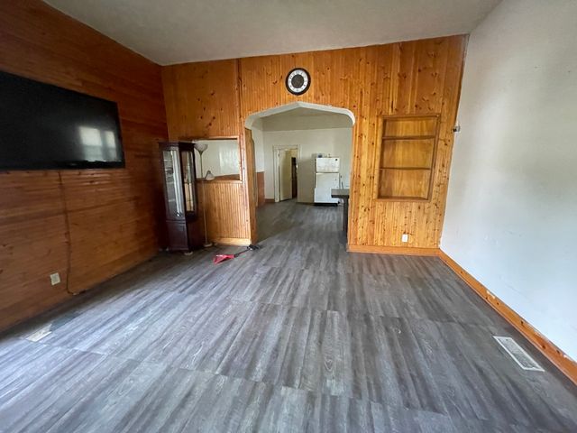 1283 S Illinois Street, Decatur, IL 62521