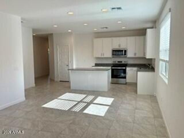 5520 E Darwin Drive, San Tan Valley, AZ 85140