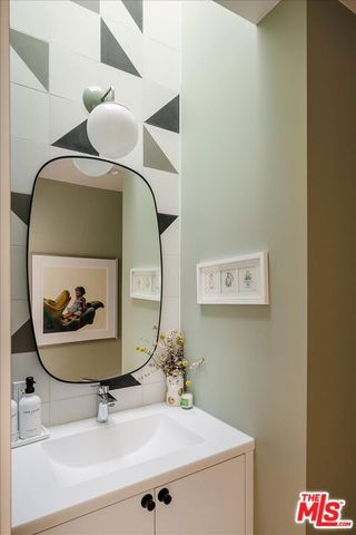 1495 N Occidental Boulevard, Los Angeles, CA 90026