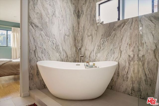 1495 N Occidental Boulevard, Los Angeles, CA 90026