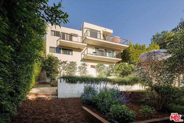 1495 N Occidental Boulevard, Los Angeles, CA 90026