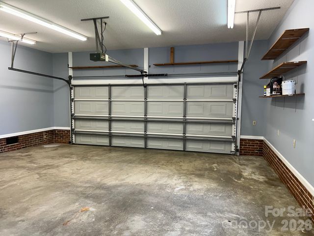 2393 Oxford Circle, Lancaster, SC 29720