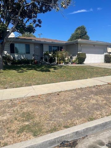 15 Saint Francis Way, Salinas, CA 93906