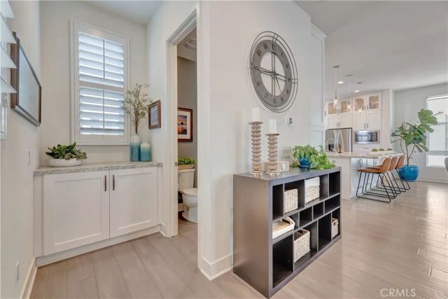 2105 Two Harbors Circle, Costa Mesa, CA 92627
