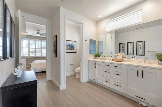 2105 Two Harbors Circle, Costa Mesa, CA 92627