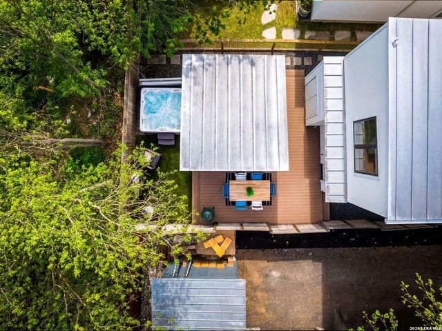 132 Clay, San Antonio, TX 78204