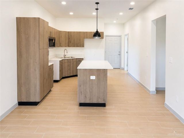 217 N 7th Street 2, Donna, TX 78537
