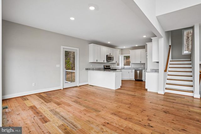 2636 LYNN ALLEN RD, King George, VA 22485