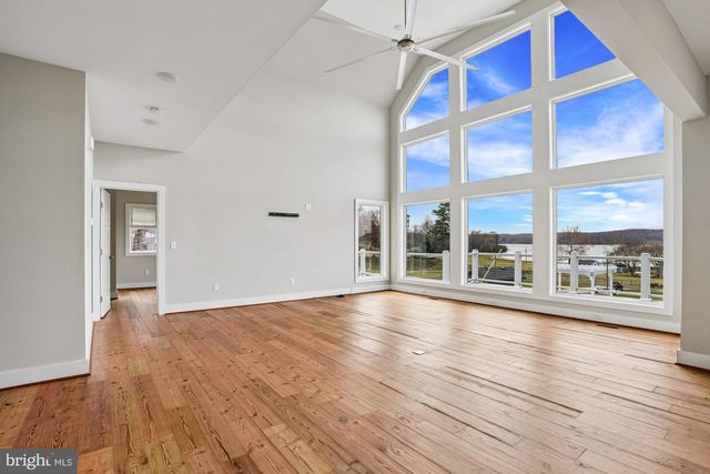 2636 LYNN ALLEN RD, King George, VA 22485