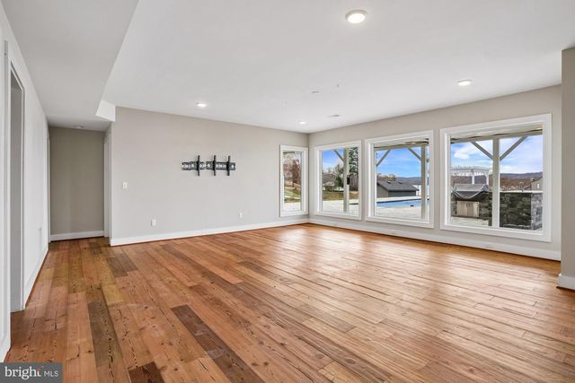 2636 LYNN ALLEN RD, King George, VA 22485