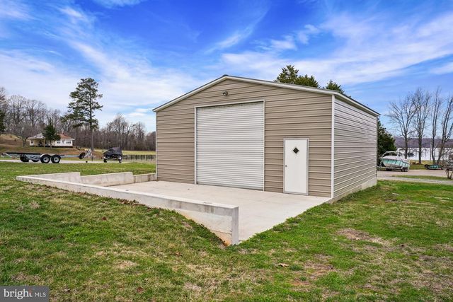 2636 LYNN ALLEN RD, King George, VA 22485