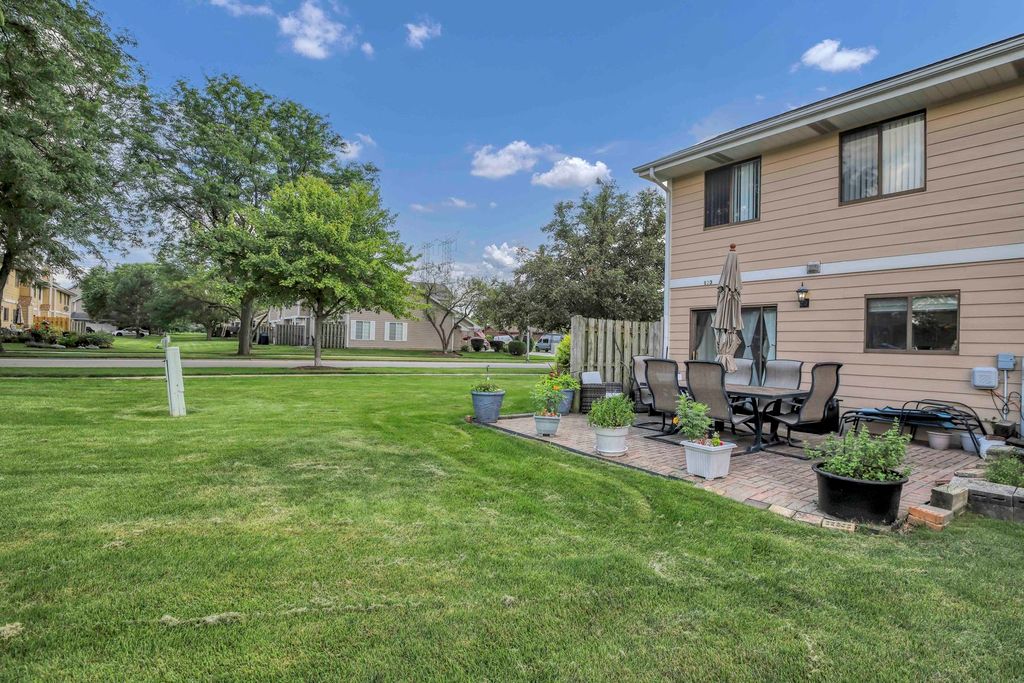 123 Prospect Avenue, Wood Dale, IL 60191 — photo 3