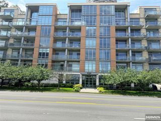 8125 River Road C3, North Bergen, NJ 07047
