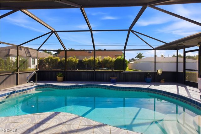 932 El Dorado PKWY W, Cape Coral, FL 33914